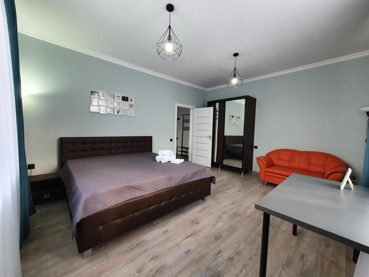 Park & Pedestrian Zone Apartment For4 Chisinau Exterior photo